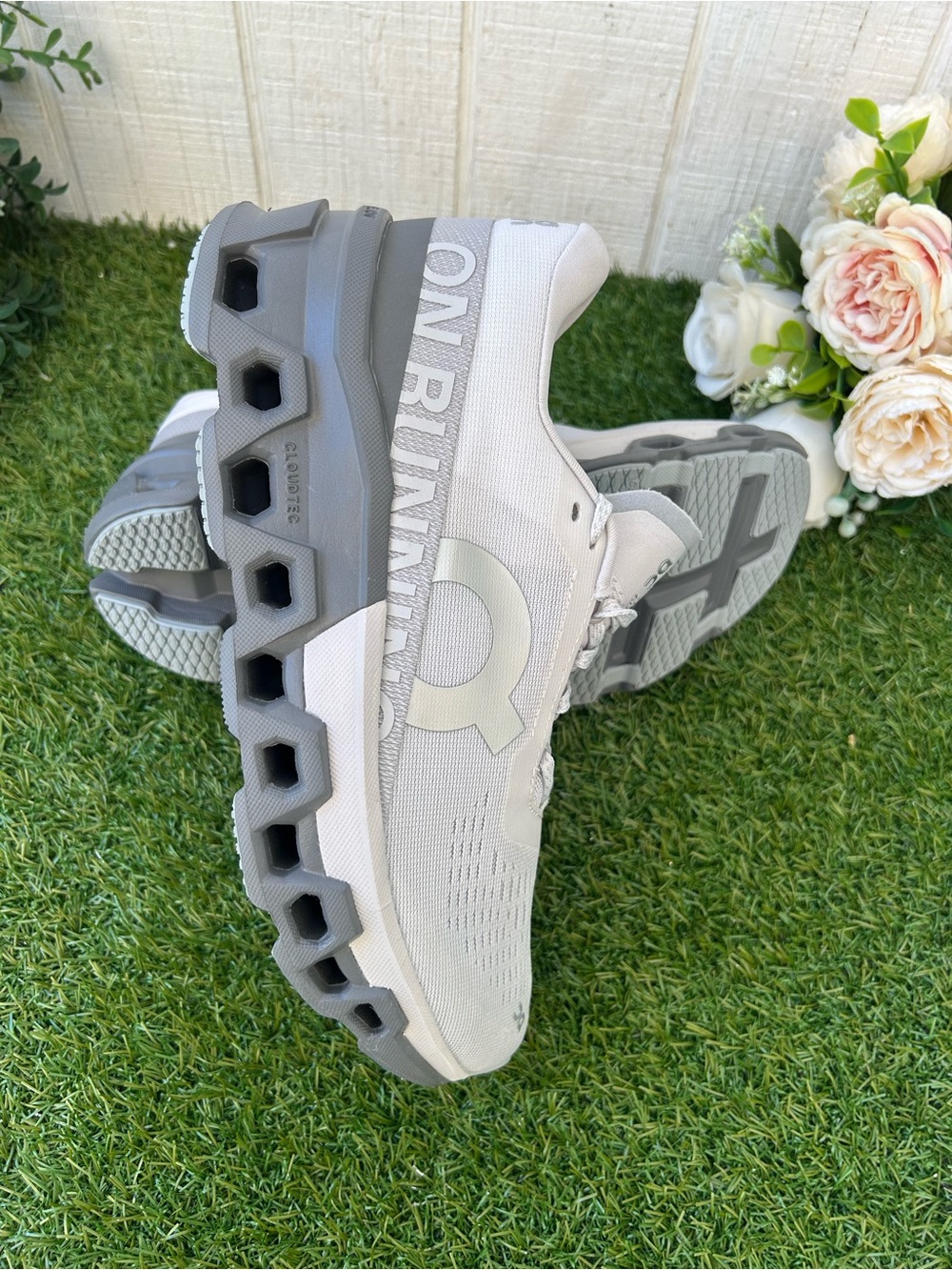 On Cloudmonster 2 women Running Name: Frost/Rock Shoes size 8.5 NEW